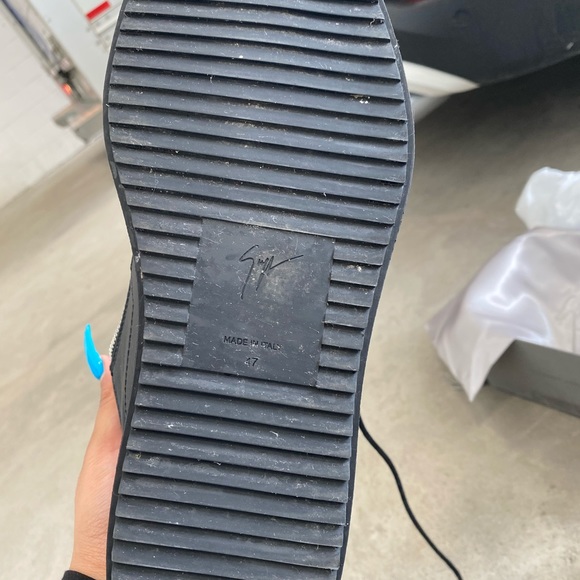 Designer Shoes - Picture 5 of 5